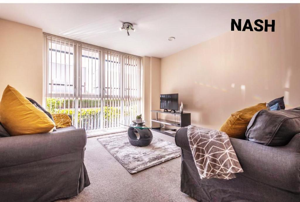 Stylish 2 Bedroom Apartment-Short Term Lets & Serviced Accomodation Reading Zewnętrze zdjęcie