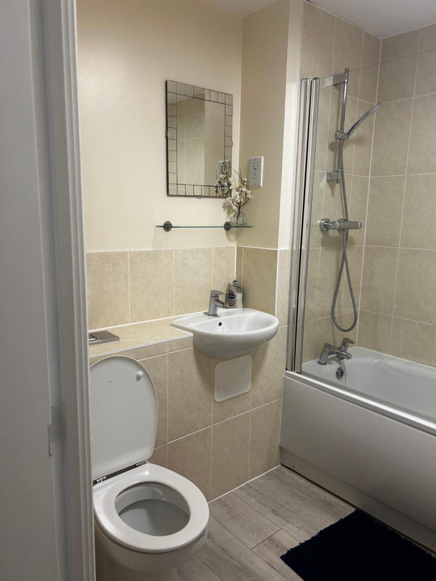 Stylish 2 Bedroom Apartment-Short Term Lets & Serviced Accomodation Reading Zewnętrze zdjęcie